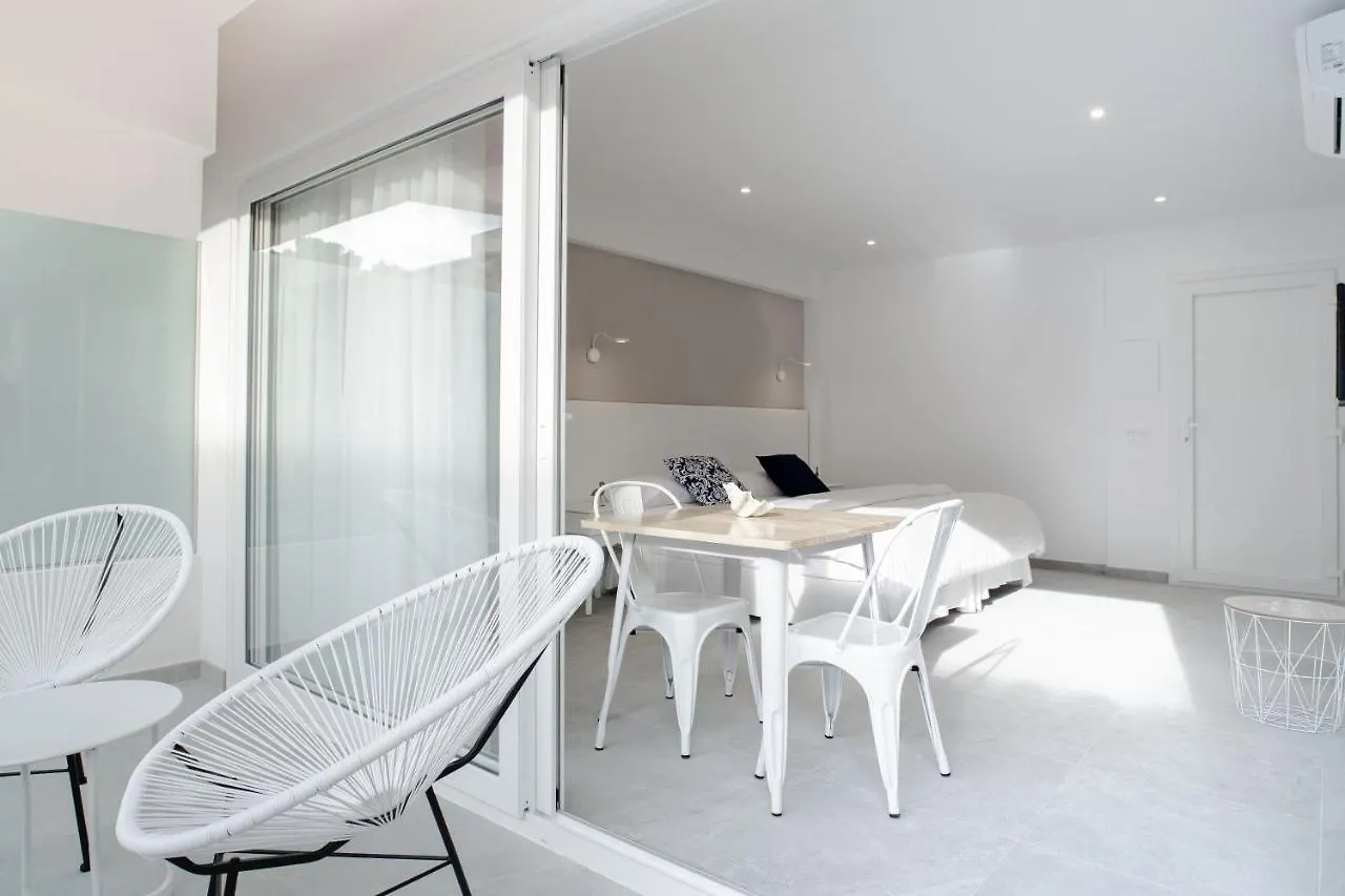 Inner Kompas Studios - Adults Only Palma Nova  Apartment
